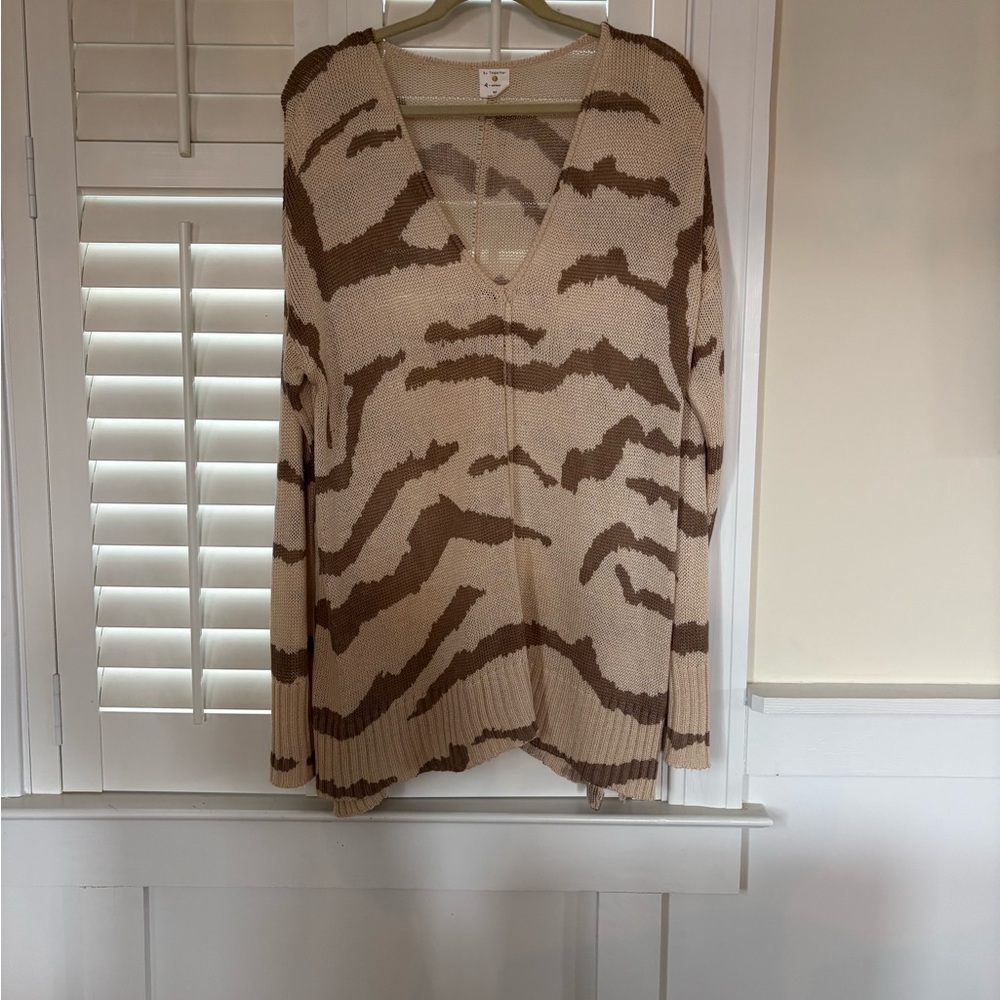 By Together Brown and Beige Zebra V-Neck Sweater